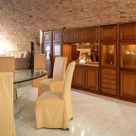 Caterina - Affiitti Brevi Italia Siena